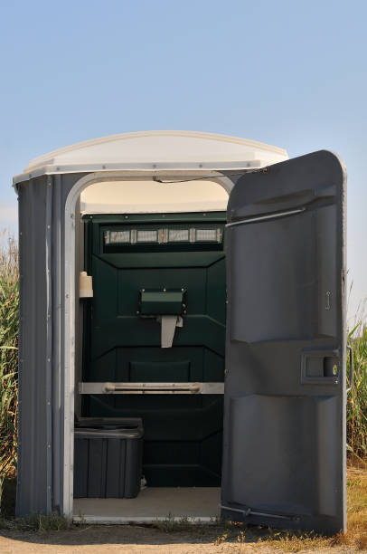 Affordable portable toilet rental in Masonville, KY